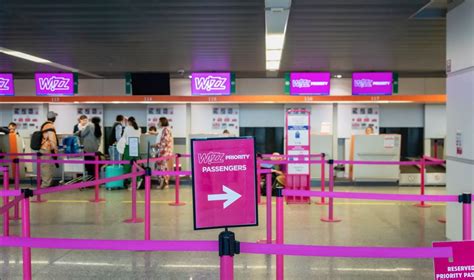 wizz air priority check in.